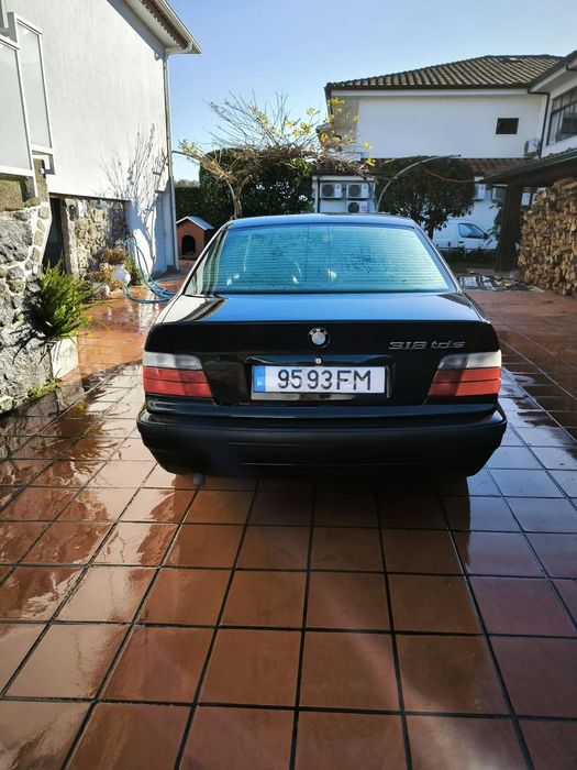 BMW 318 foto 5