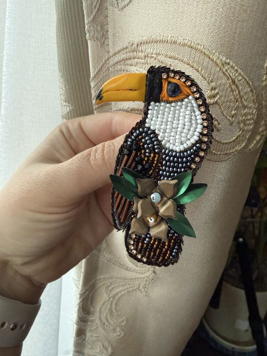 Брошка пташка Тукан.