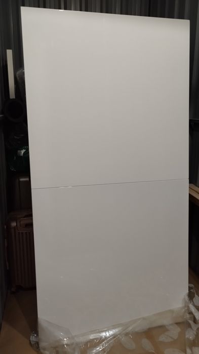 Glossy White Extendable Dining Table64550309975297122