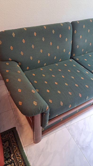 Sofá cama verde dois lugares