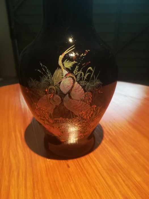 Vaso Decorativo Preto com Cegonha Japonesa
