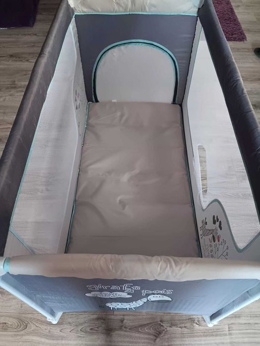 Łóżeczko turystyczne dziecięce składane