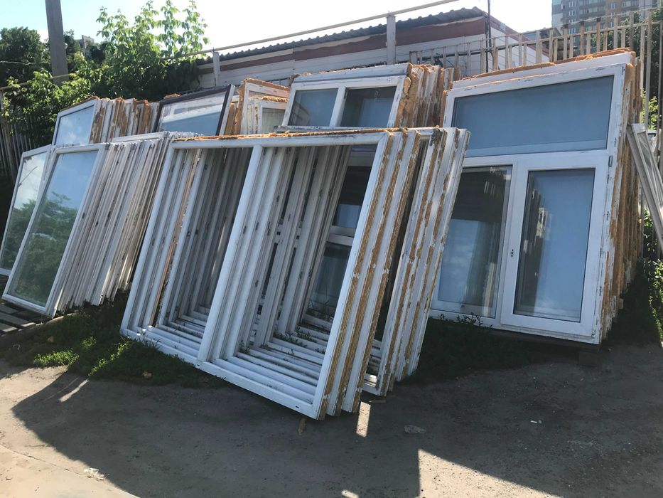 Металлопластиковое окно 1720*2360 двухстворчатое распашное  б\у