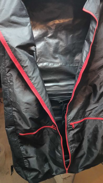 Etui, pokrowiec na ubranie, garnitur Giramondo