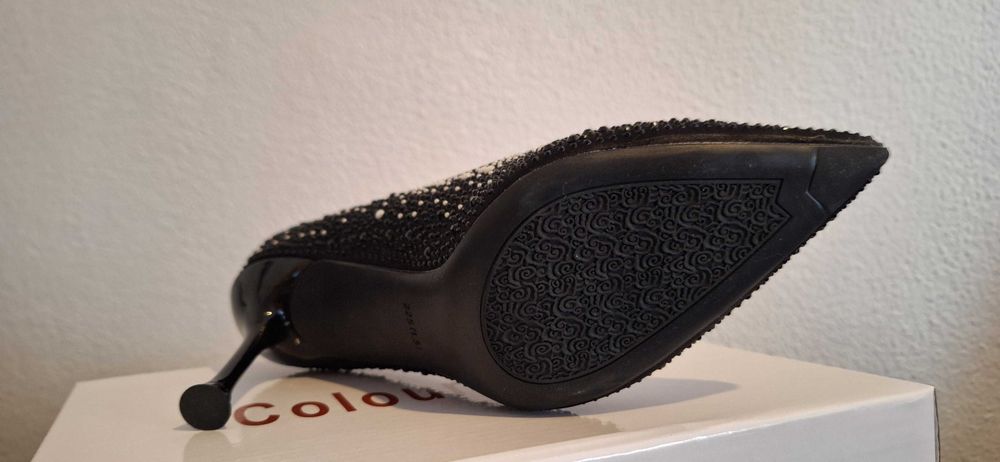 Sapatos Pretos - novos