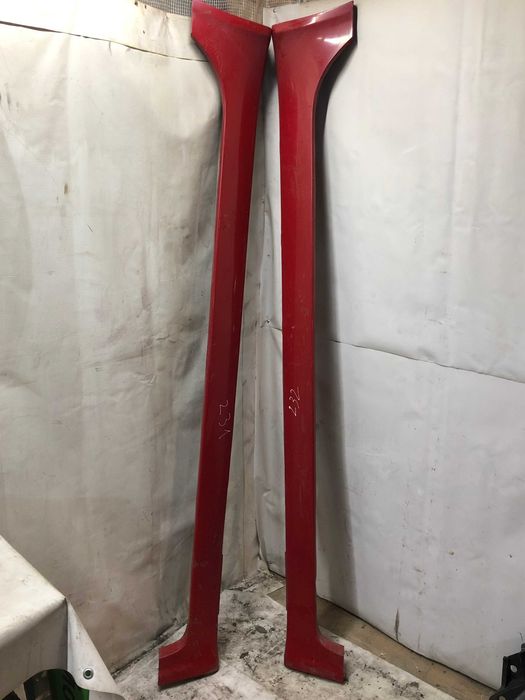 Накладки на пороги Nissan Primera P12