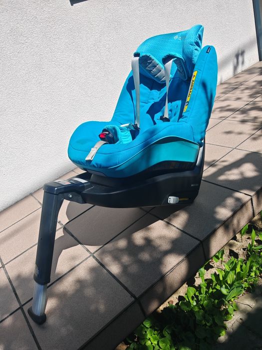 Fotelik Maxi Cosi 2wayPearl z bazą 2wayFix