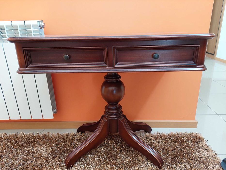 Consola em cerejeira