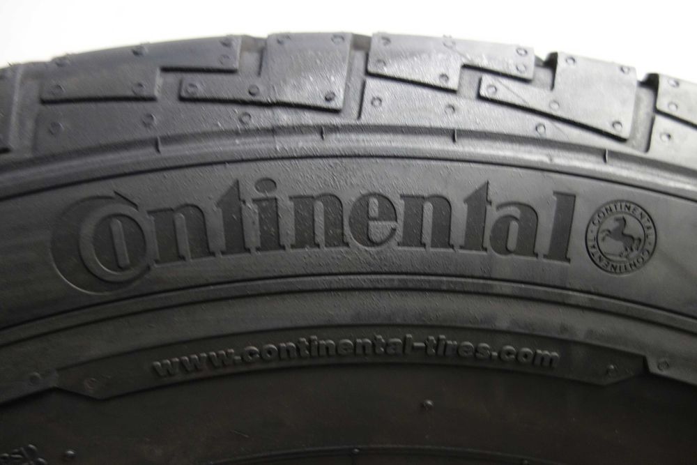Opony letnie 205/70/17C - CONTINENTAL Conti Van Contact 100