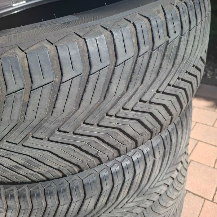 Opony Michelin Crossclimate 235/55 R19