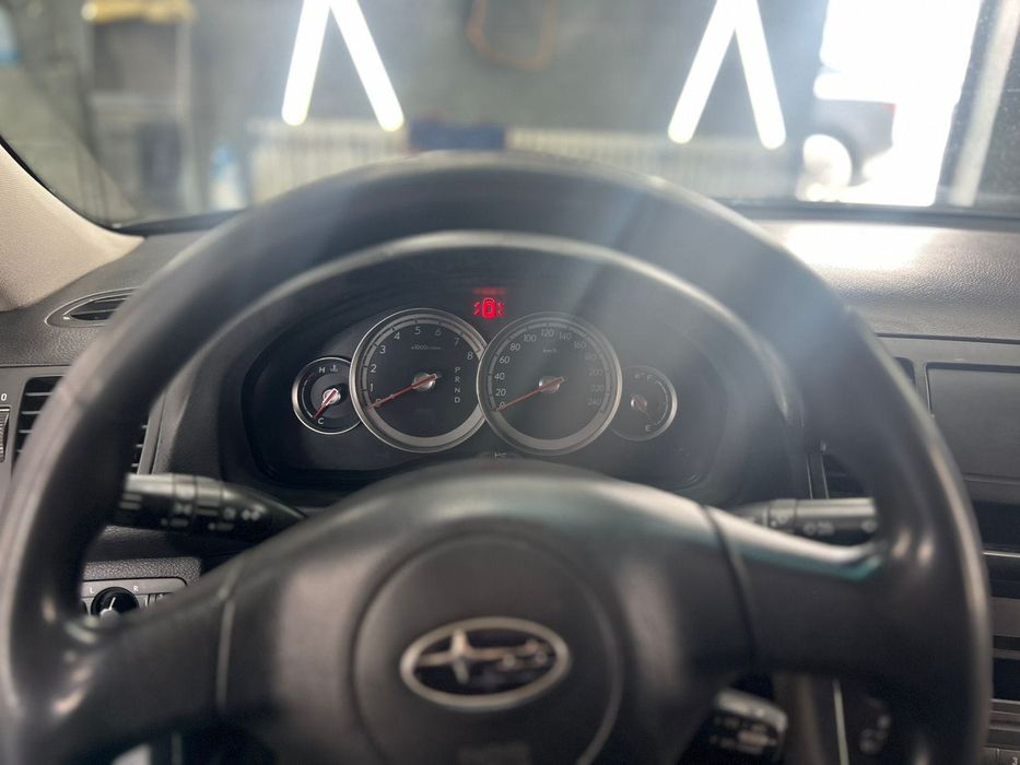 Subaru legaci 2.0. 2005