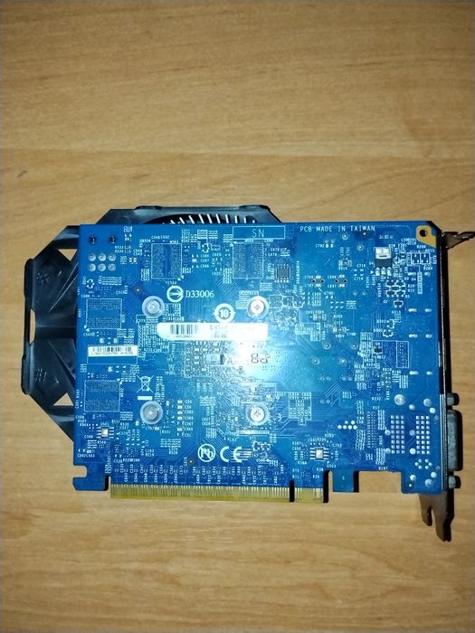 Оперативная памятьддр3 , Gtx750ti 2g   и Gtx650 1g. Цена за все 3600гр