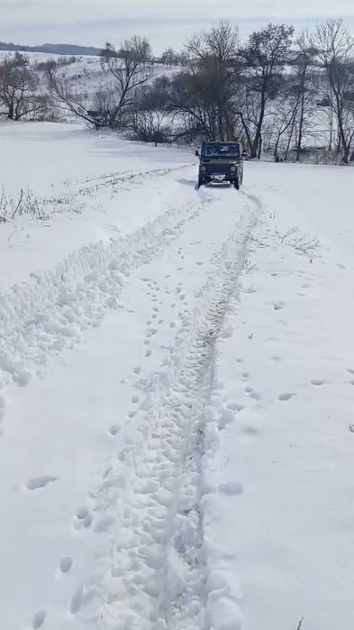 Продаж Автомобія