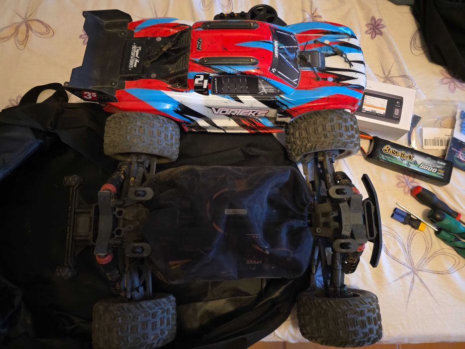 Carro Rc Arrma vortex BLX 4X4 como novo
