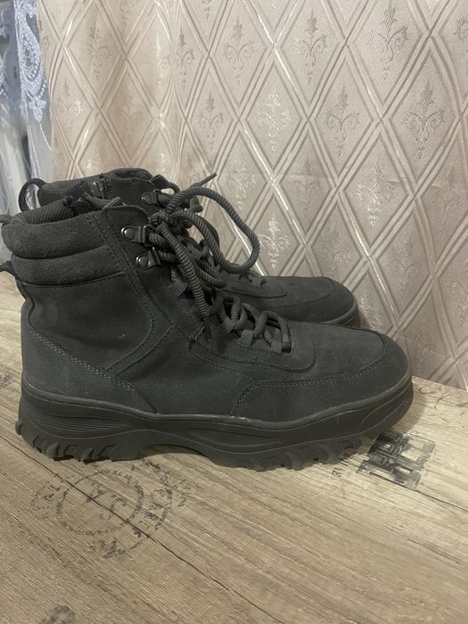 Чоловічі черевики
