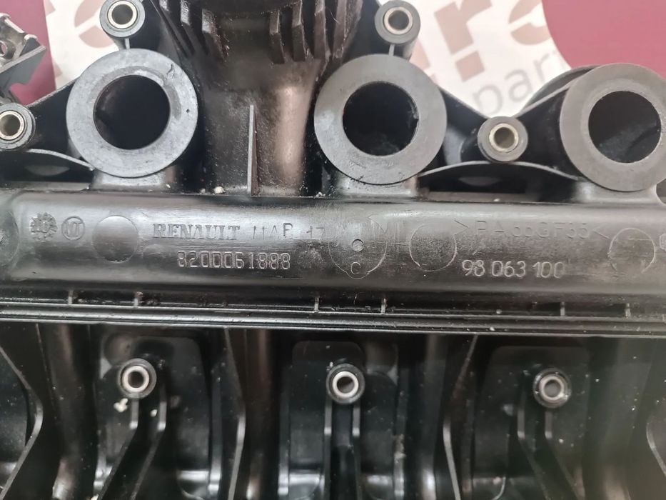 TAMPA DAS VALVULAS / COLECTOR COLETOR ADMISSÃO RENAULT 2.2DCI 2.5DCI