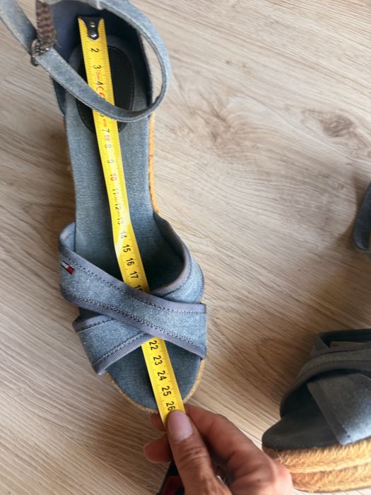 Sandały buty Tommy Hilfiger 40