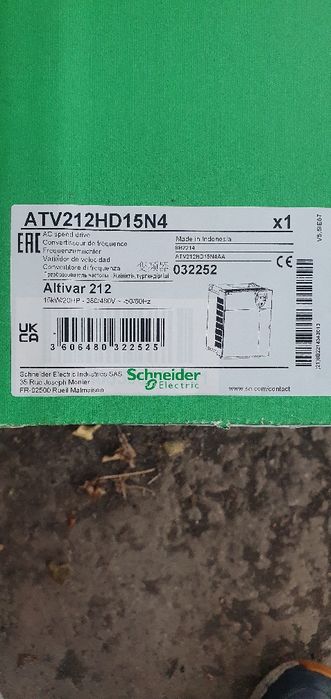 (ATV212HD15N4) Преобразователь частоты Schneider Electric ALTIVAR212
