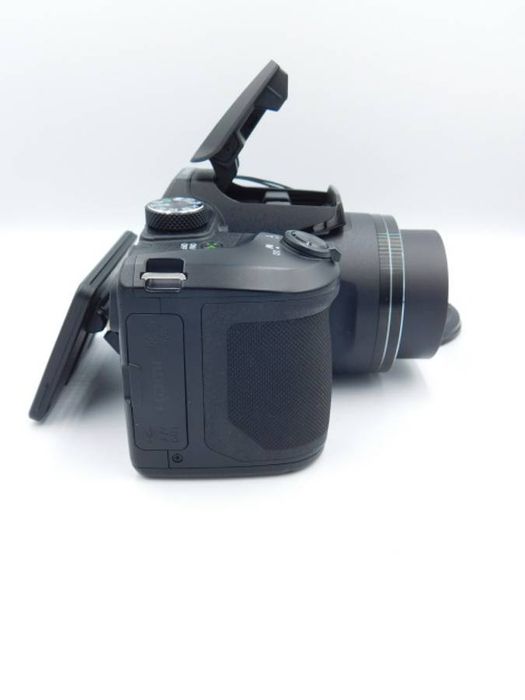 Фотоапарат Nikon Coolpix B500 Black (VNA951E1)(Bluetooth/Wi-Fi/NFC)