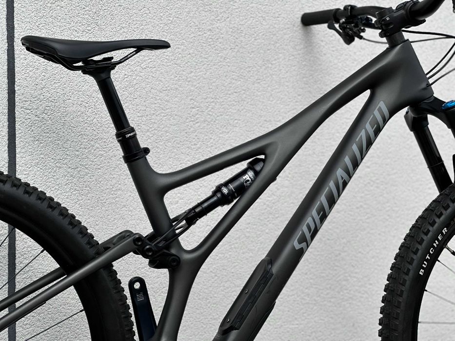 Велосипед Specialized Stumpjumper Comp Carbon 29" S4