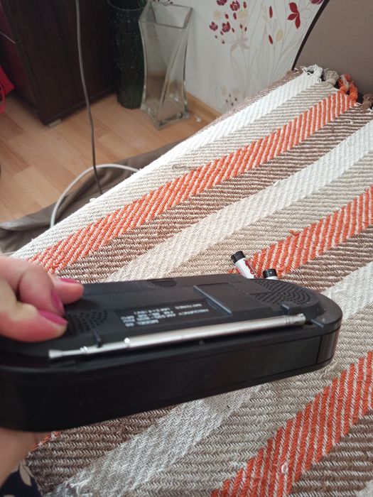 Przenośne radio prl sprawne
