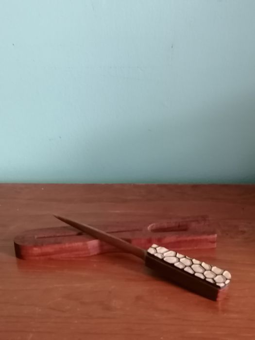 Abre cartas bronze e madeira