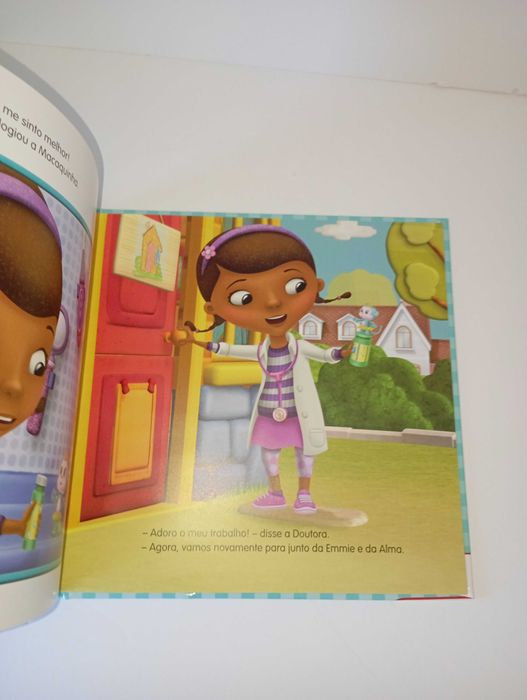 A Macaquinha das bolinhas (Doutora Brinquedos)