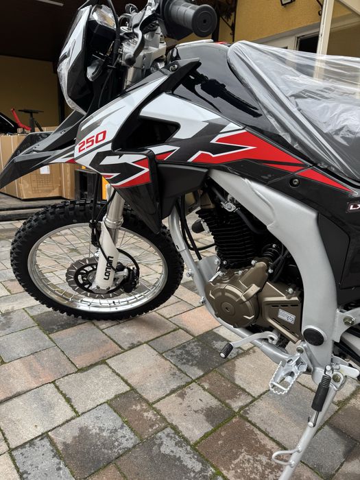 Мотоцикл  LONCIN SX2 LX250GY-3K, Доставка.