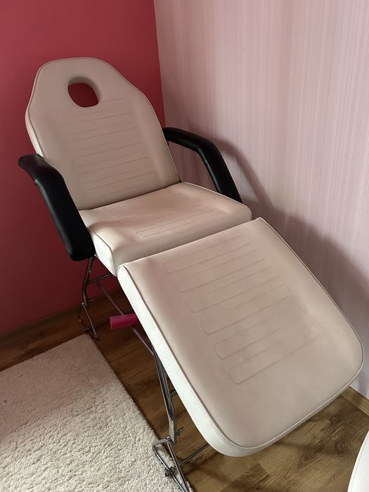 Меблі для салону краси