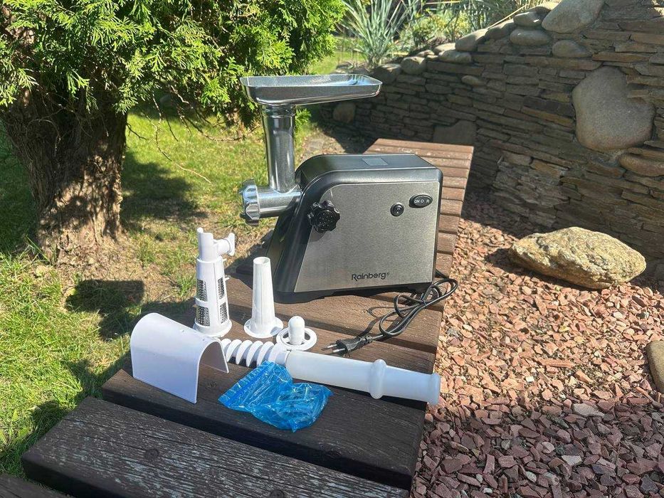 Электрическая мясорубка 3000W с насадкой для колбас и соковыжымалкой‼️