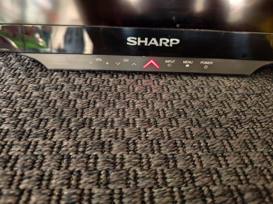TV Sharp LC-40LE540E Avariada