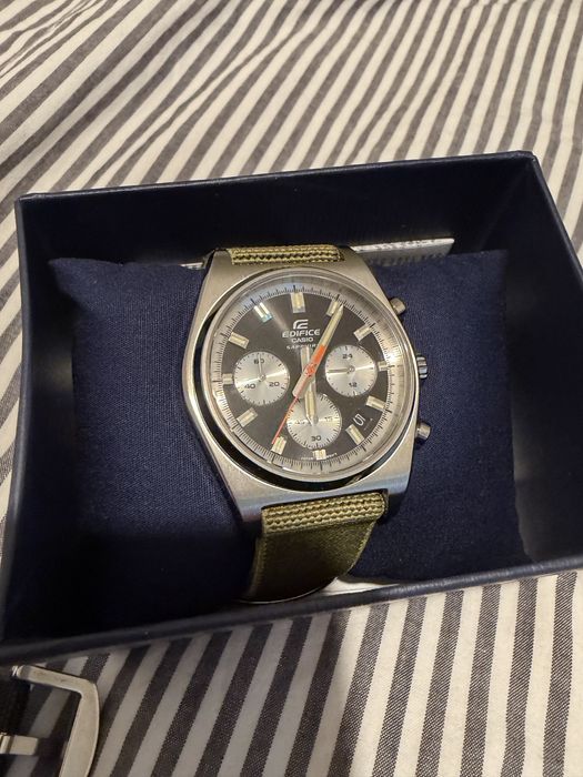 Casio Edifice EFB chrono- bardzo dobry stan, dwa paski