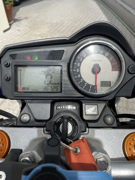 Honda Hornet  600 cc