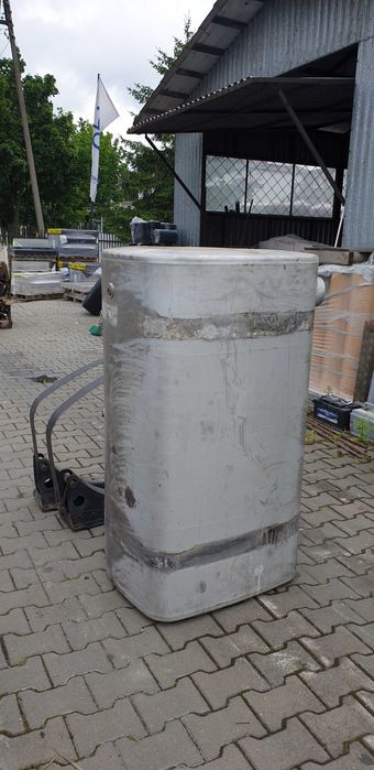 Zbiornik paliwa 700L