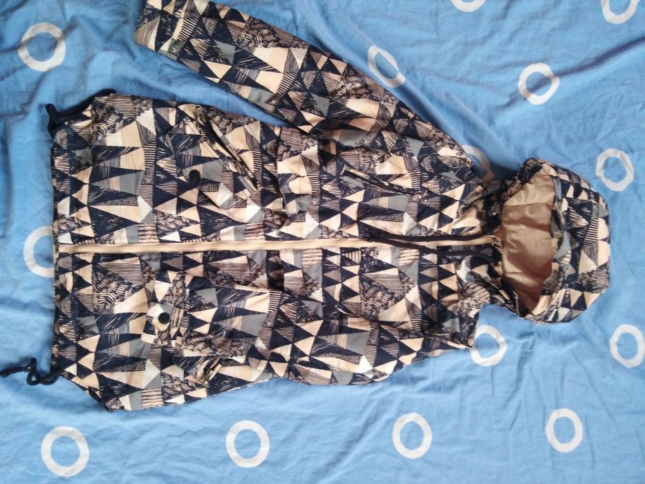 Куртка на девочку