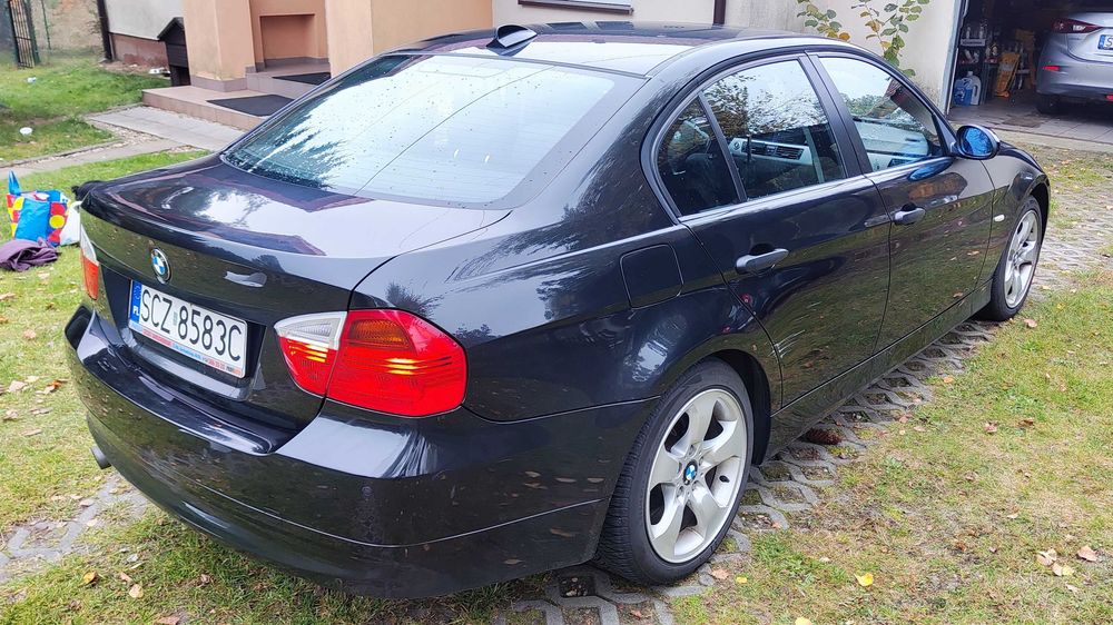 BMW 3  320i benzyna, 2006 r