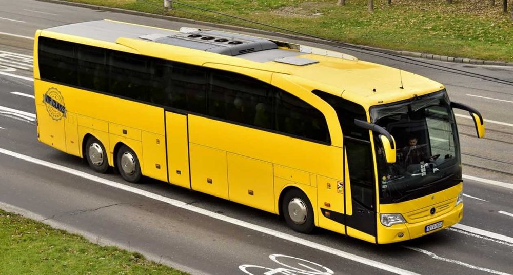 Mercedes туристический, свет в салоне, фары, звук, двери, металл 1:50