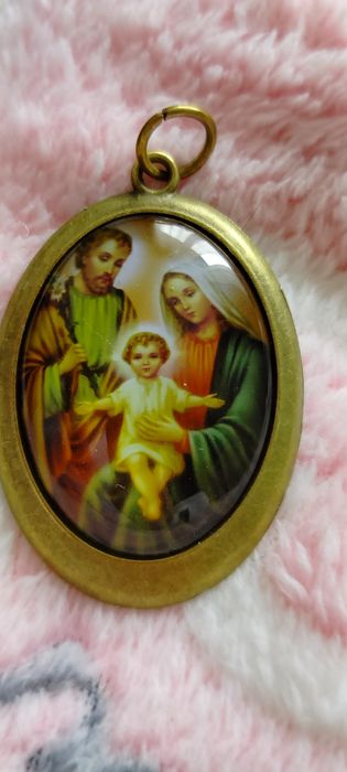 Duży medalion Maryja z Dzieciątkiem