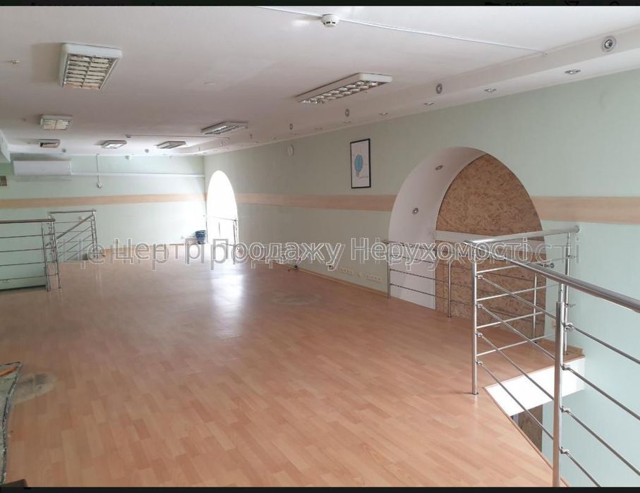 Продам приміщення під салон, офіс і т.д. у центрі Харкова. Ексклюзив.