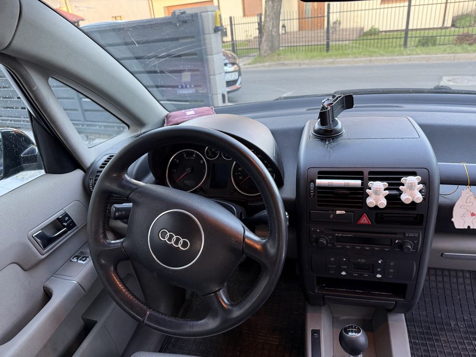 Audi a2 czarne w super stanie