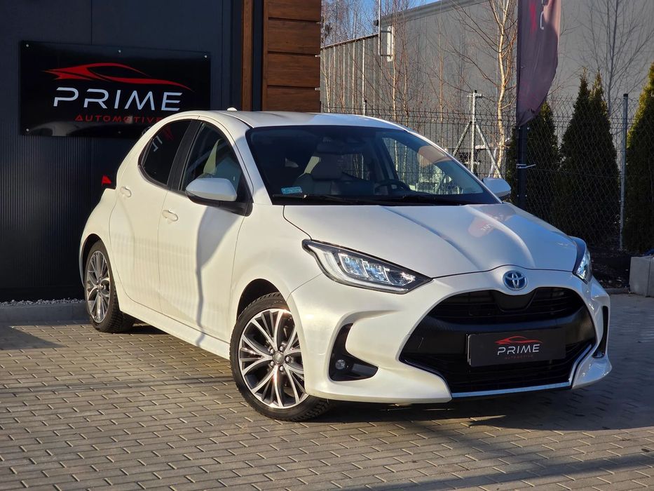 Toyota Yaris Salon PL | 1.5 Hybrid 116KM | Executive | Biała perła | Bezwypadkowa |