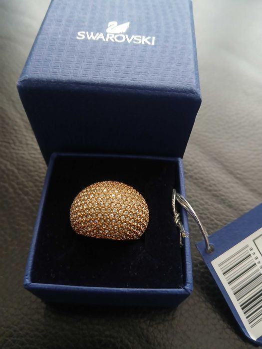 Anel Swarovski dourado