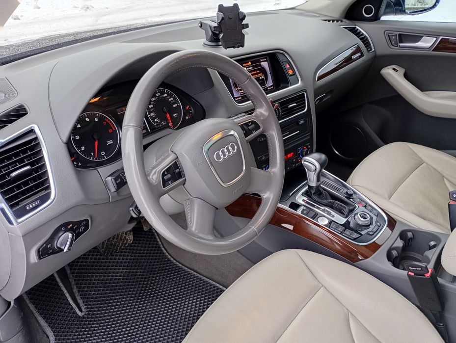 Audi Q5 quattro 2011года