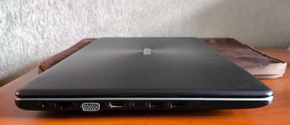 Ноутбук ASUS VivoBook 15 X542UF-DM004T  Dark Grey.