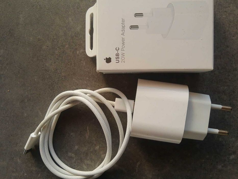 iPhone 16 Pro Bateria 98% Dokumentacja zakupu.