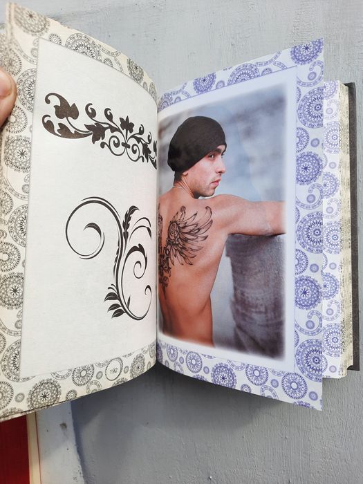 Татуировки мини книжка карманная а5.Цена договорная или обмен