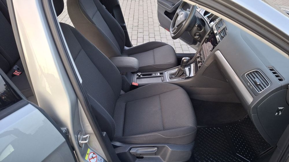 Продам Гольф 7 1.6 диз.Автомат.20р.