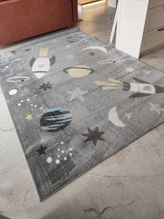 Dywan do pokoju dziecięcego kosmos 200x290