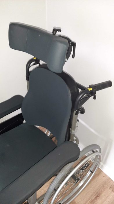 Wózek inwalidzki Vermeiren Inovys 2