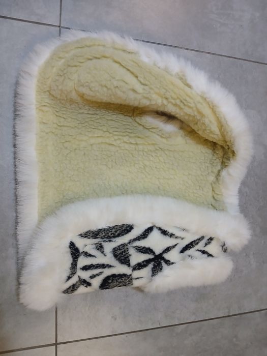 Жилетка без рукавів